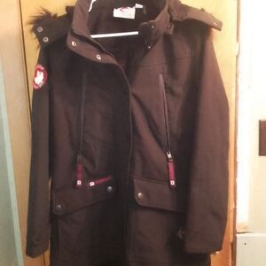 Woman's Canada Weather Gear  Black Winter Parka Faux Fur Hood It's Removable L